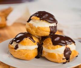 Profiterole Cake