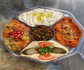 Sharing Cold Starters 2-3 People